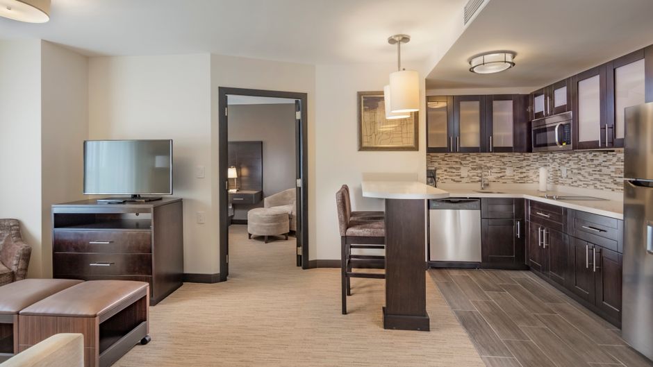 Staybridge Suites Saltillo Room