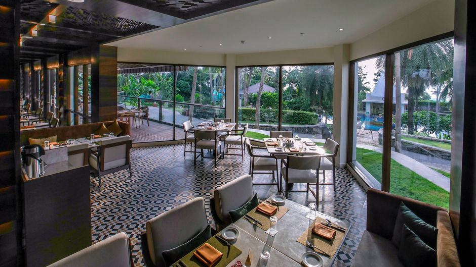 Taj Fisherman's Cove Resorts And Spa Restaurant