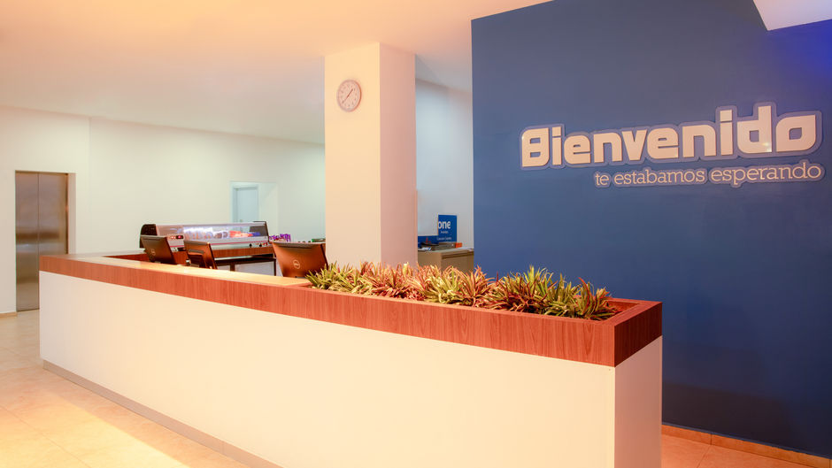 One Cancun Centro Lobby