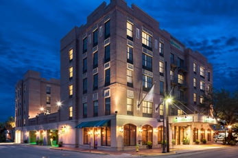 Holiday Inn Savannah Historic District