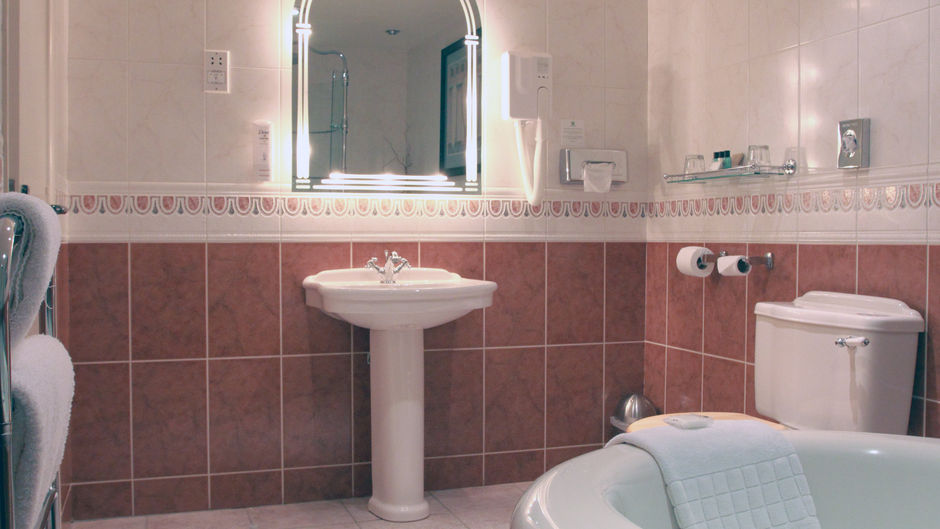 Holiday Inn A55 Chester West Suite