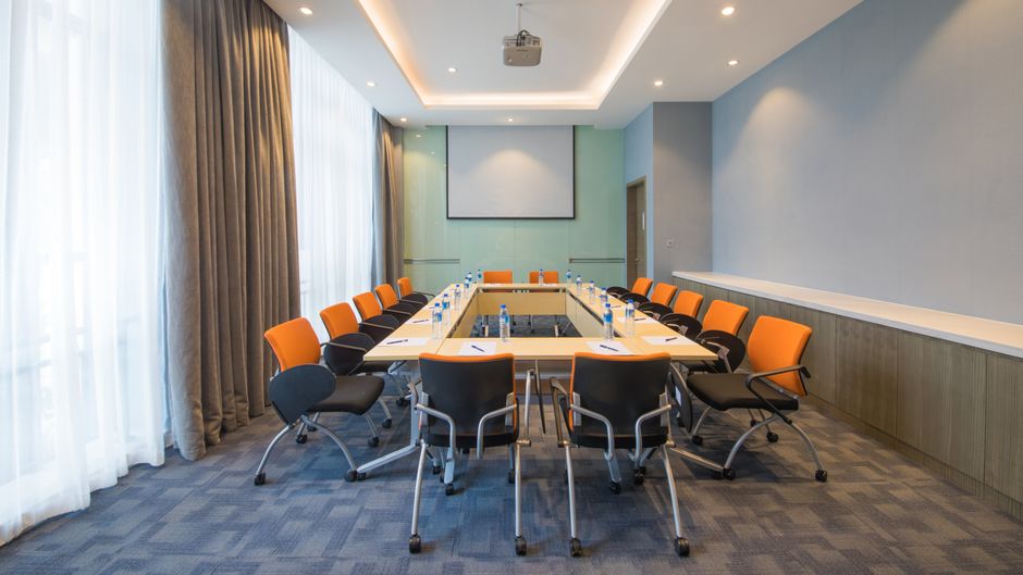 Holiday Inn Express Guian Yungu Meeting