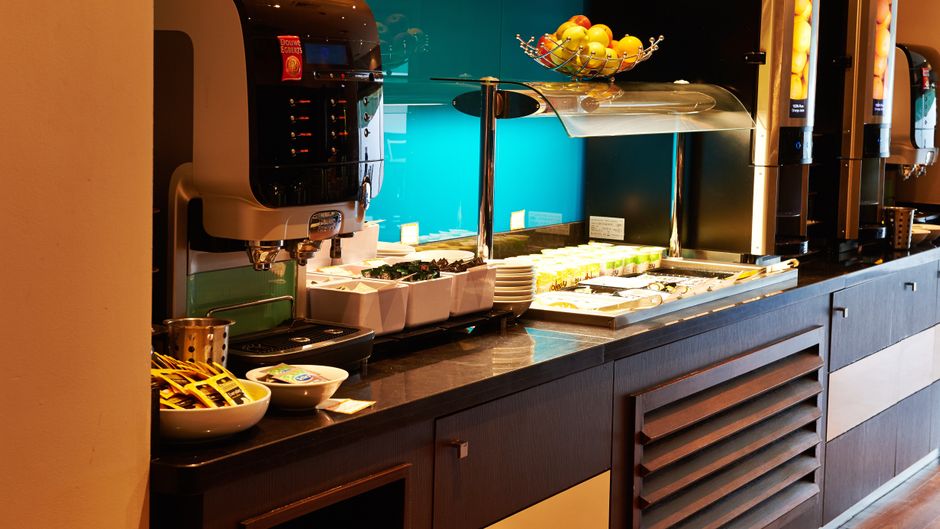 Holiday Inn Express Manchester Airport Restaurant