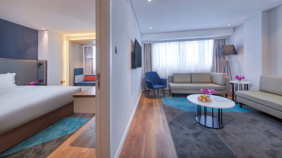 Holiday Inn Express Jinshan Suite