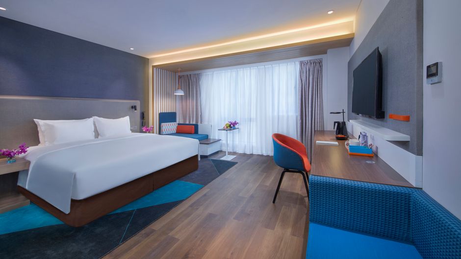 Holiday Inn Express Jinshan Room