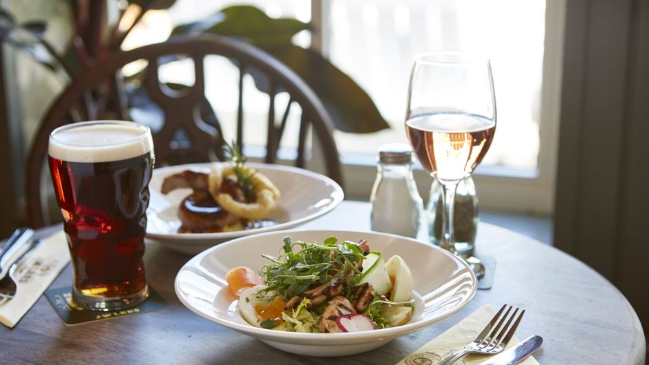 Bluebird Inn Restaurant