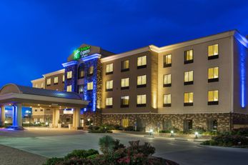 Holiday Inn Express & Suites Midland