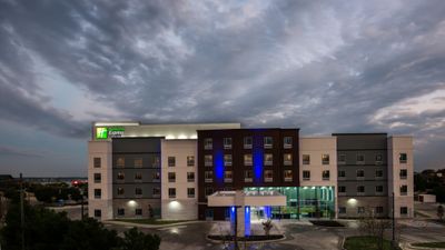Holiday Inn Express & Stes Garland East