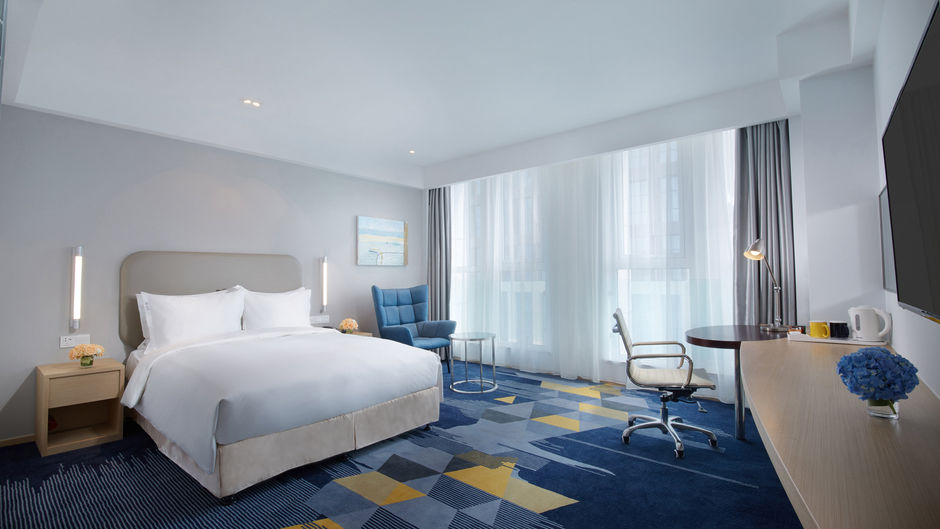 Holiday Inn Express Qingdao West Coast Room