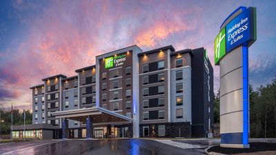 Holiday Inn Express & Suites Moncton