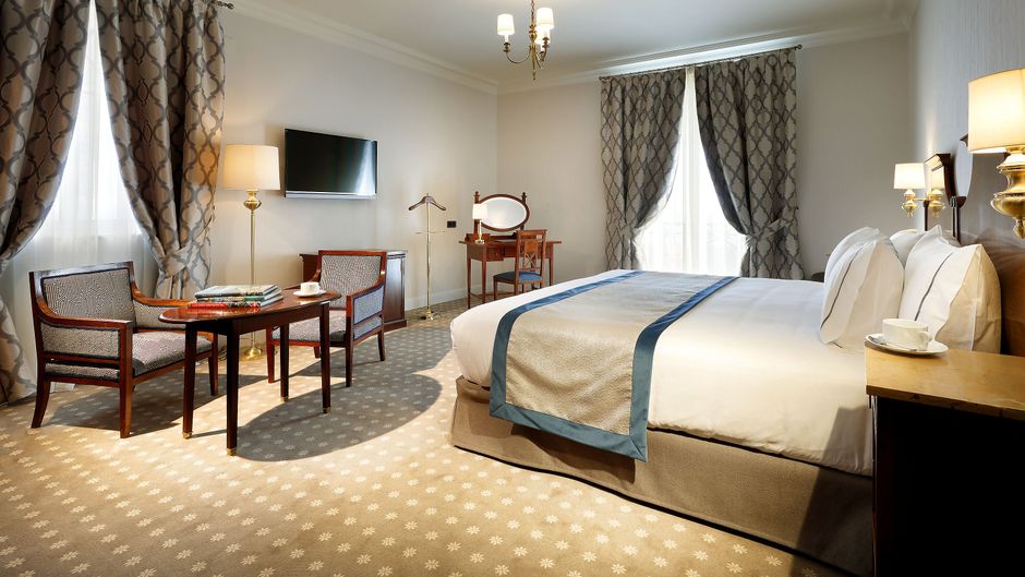 Eurostars Hotel Real Suite