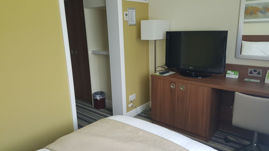 Holiday Inn Derby Nottingham Room