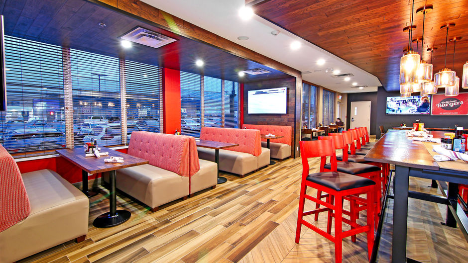 Holiday Inn & Stes Calgary Airport North Restaurant