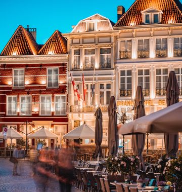 Grand Hotel De Draak & Residence