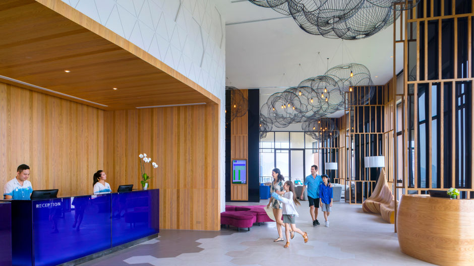Holiday Inn Rsort Vana Nava Hua Hin Exterior