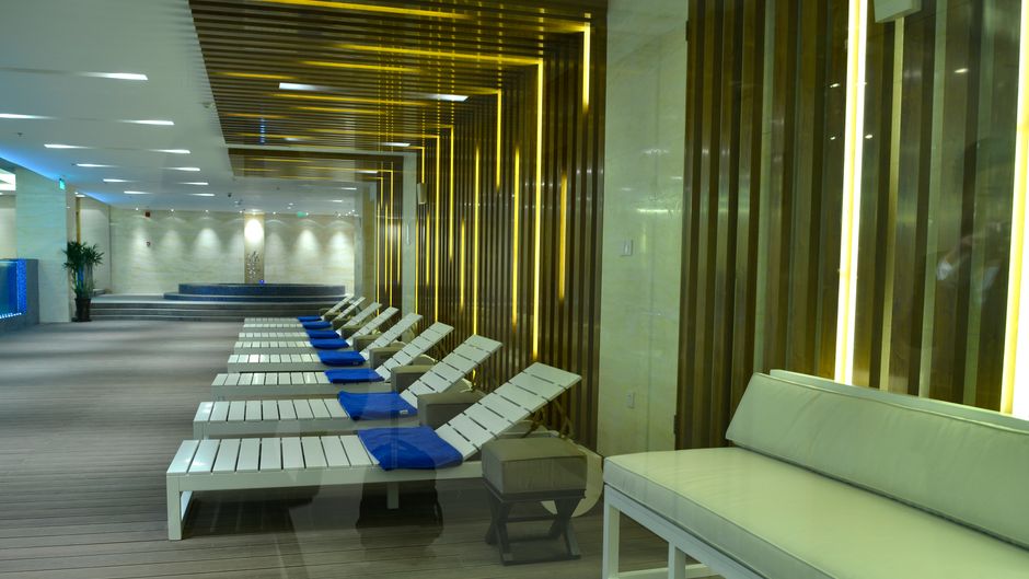 Holiday Inn Xi'an Big Goose Pagoda Pool