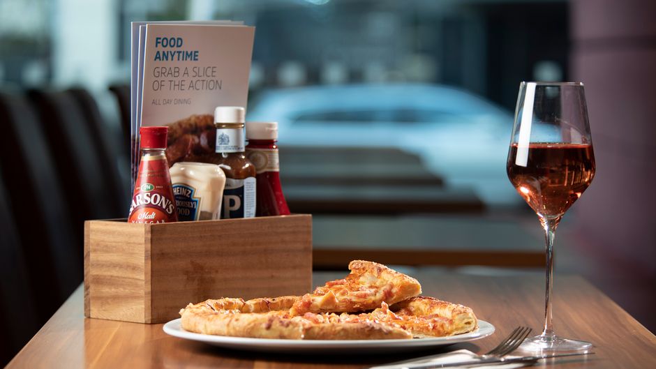 Holiday Inn Express Leeds City Centre Restaurant