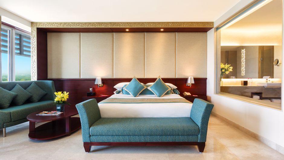 Crowne Plaza Ahmedabad City Centre Suite