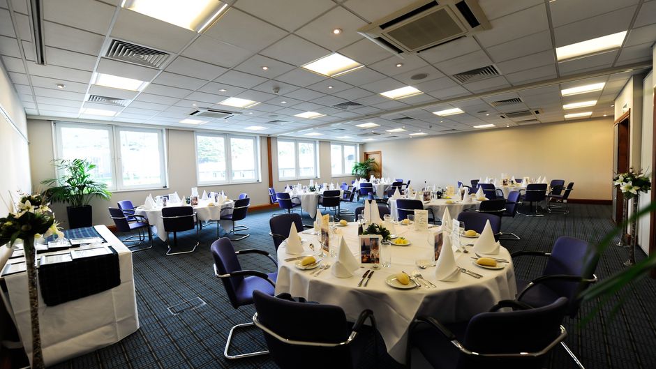 Holiday Inn Edinburgh Ballroom