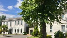 Manor of Groves Hotel