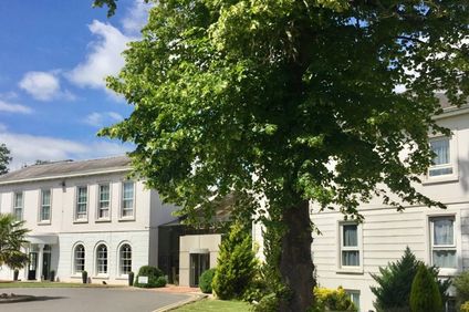 Manor of Groves Hotel