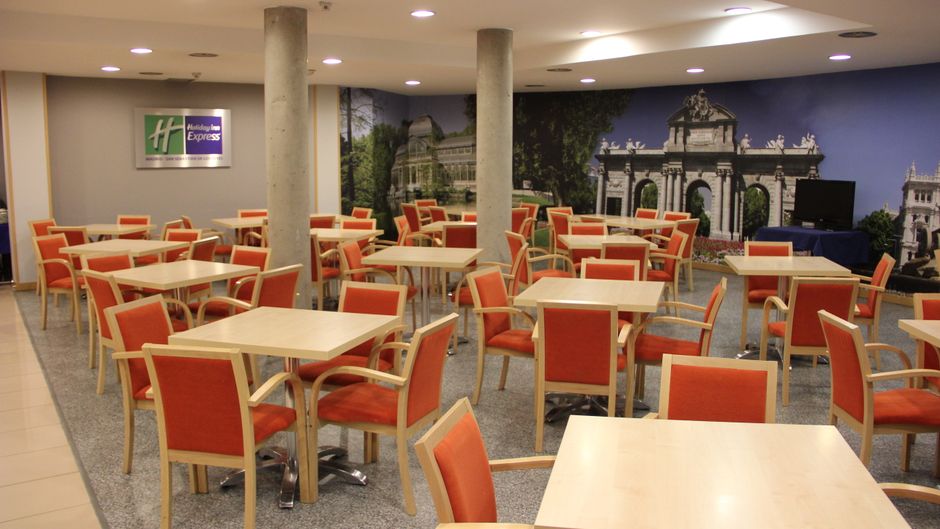 Holiday Inn Express San Sebastian Reyes Restaurant