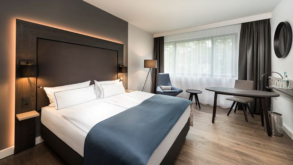 Holiday Inn Berlin-City West Room