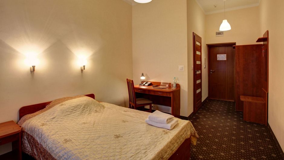 Lothus Hotel Room