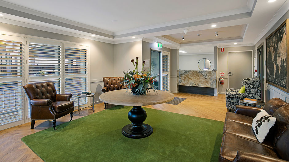 Potter's Boutique Hotel Lobby