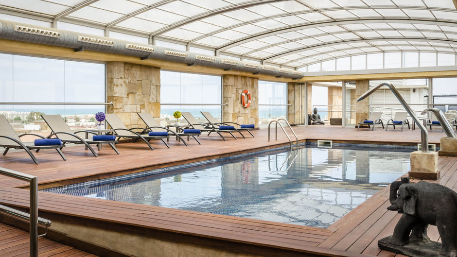 Exe Cunit Suites & Spa Pool