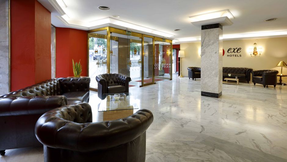 Exe Triunfo Granada Lobby