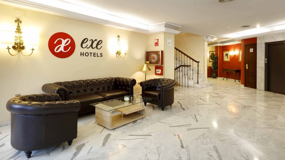 Exe Triunfo Granada Lobby