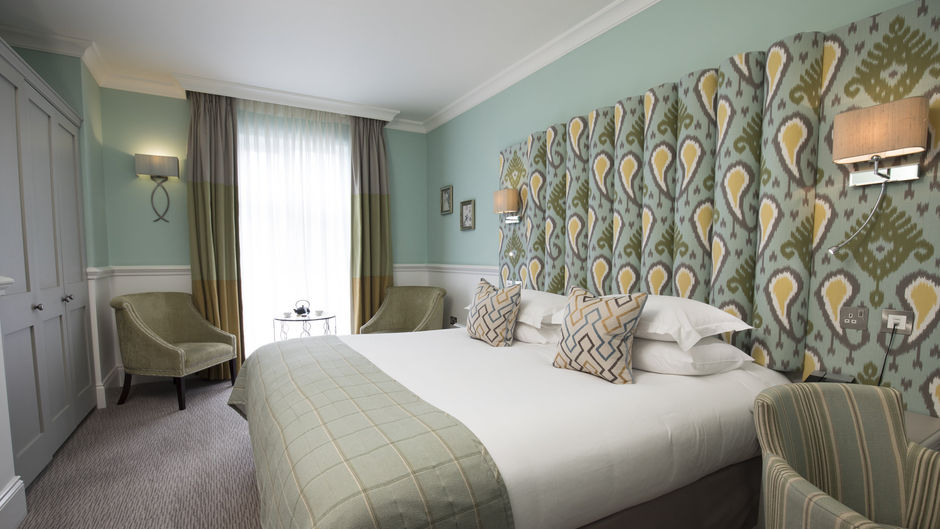 The West Park Hotel & Pub Room