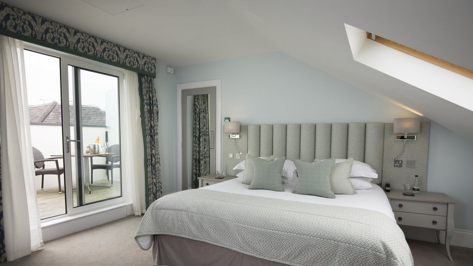 The West Park Hotel & Pub Room