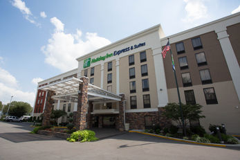 Holiday Inn Express & Suites Antioch