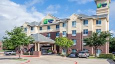 Holiday Inn Express & Suites Dallas