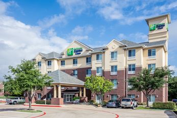 Holiday Inn Express & Suites Dallas