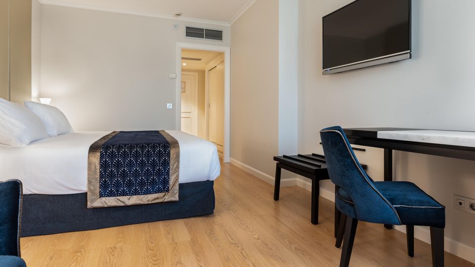 Gran Hotel Lugo Room