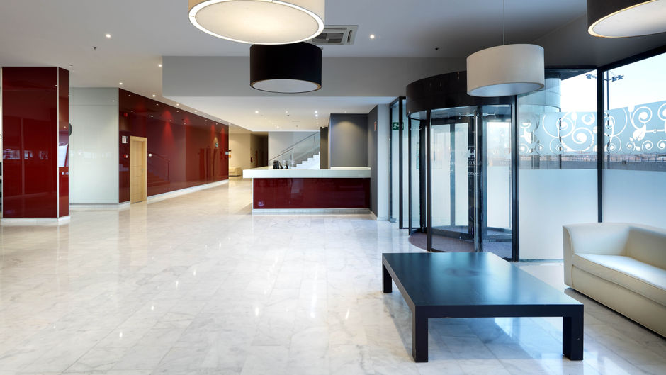 Eurostars Zaragoza Lobby