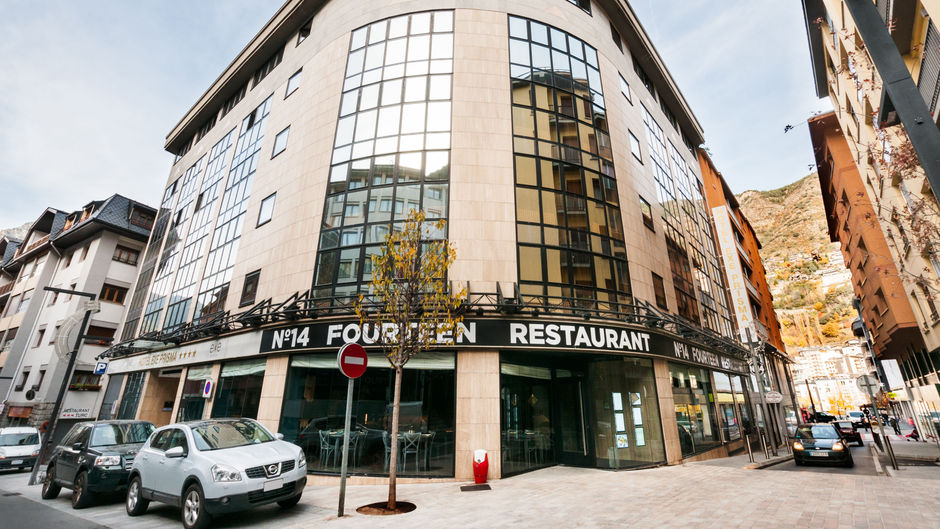 Hotel Exe Prisma Exterior
