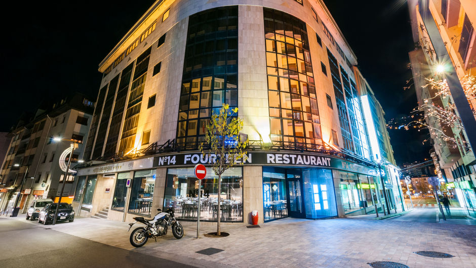Hotel Exe Prisma Exterior