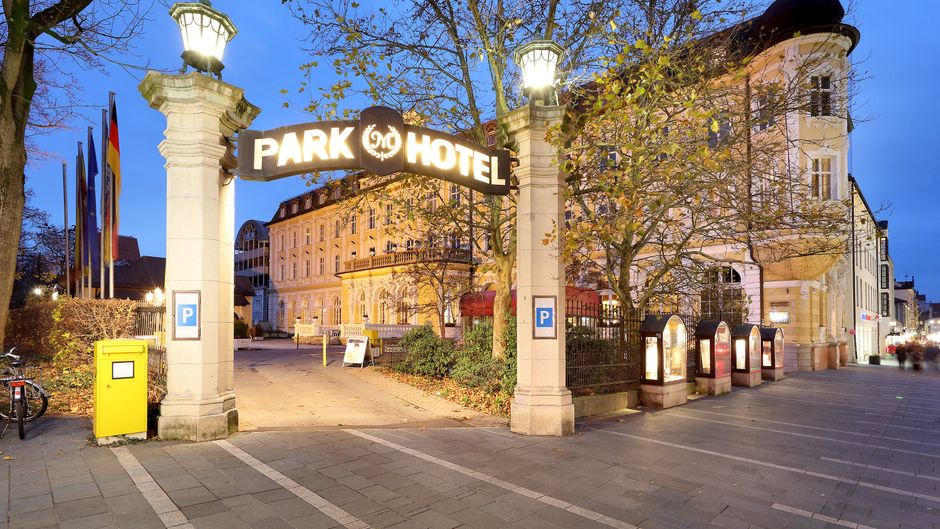 Eurostars Park Hotel Maximilian Exterior