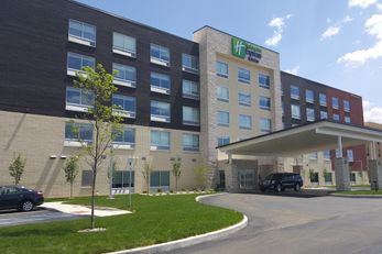 Holiday Inn Express & Suites Toledo West