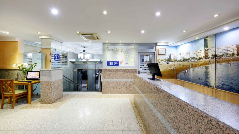 Crisol Alisios Canteras Lobby