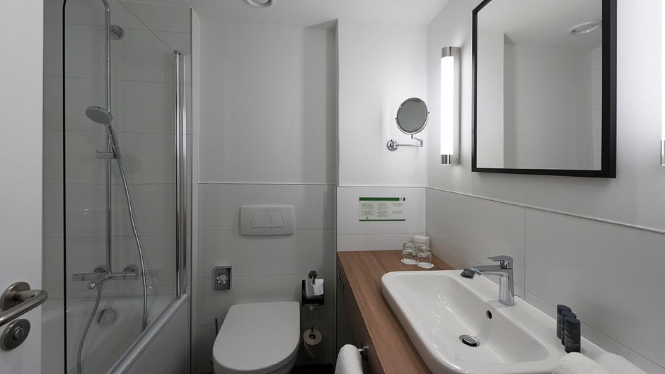 Holiday Inn Berlin-City West Room