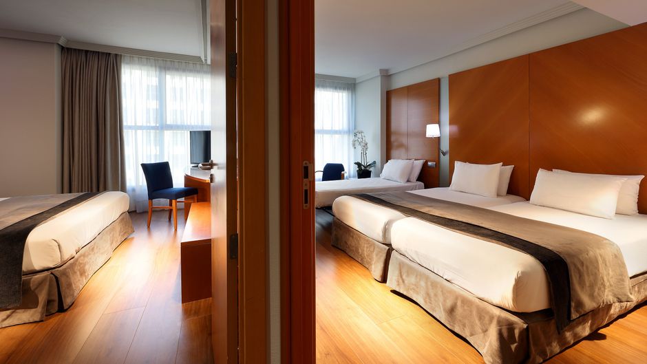 Exe Plaza Room