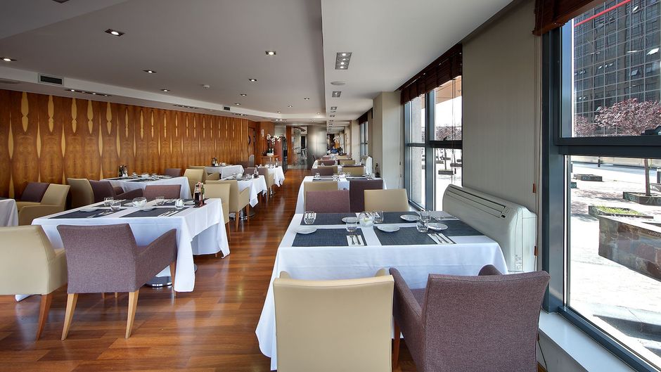 Exe Plaza Restaurant