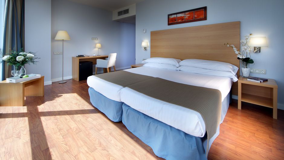 Exe Sevilla Palmera Room
