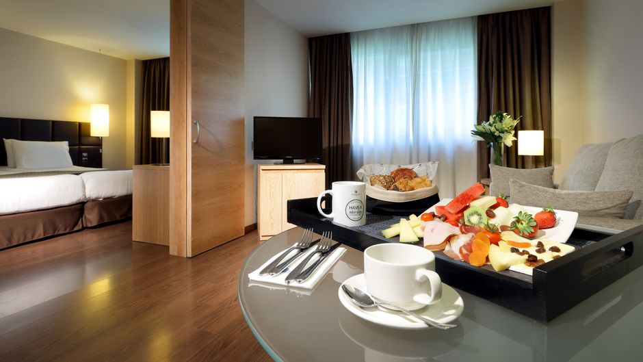 Eurostars Lucentum Hotel Room