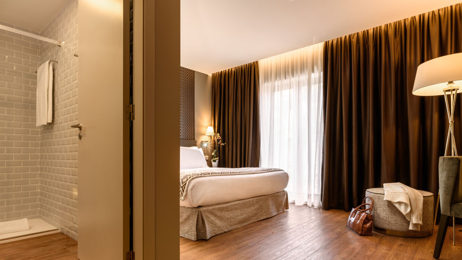 Exe Almada Porto Room